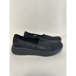 Skechers Size 6.5 On The Go Slip Ons